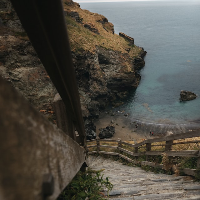 tintagel ladder to the shore