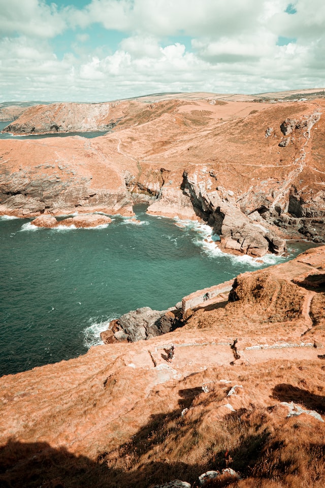 tintagel rocks